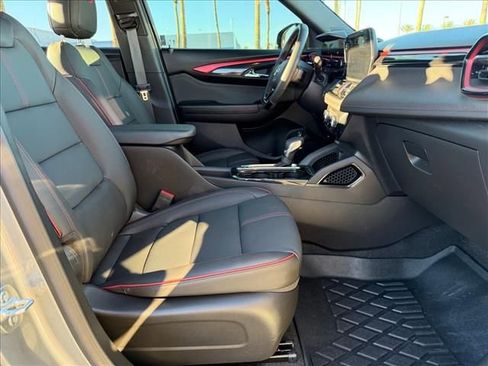 Used 2024 Chevrolet TrailBlazer RS w/ Convenience Package image 13