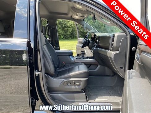 Used 2022 GMC Sierra 1500 SLT w/ SLT Premium Plus Package image 26