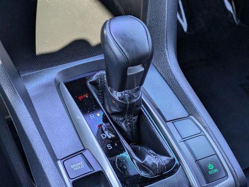 Used 2021 Honda Civic Sport image 22