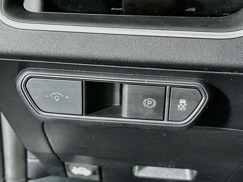 Used 2025 Kia K4 FWD image 17