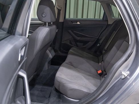 Used 2021 Volkswagen Jetta SE image 12