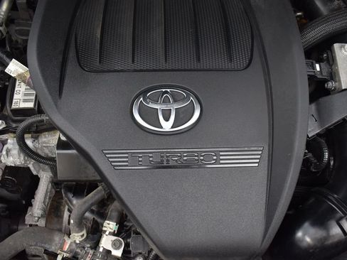 Used 2023 Toyota Highlander Platinum FWD image 42