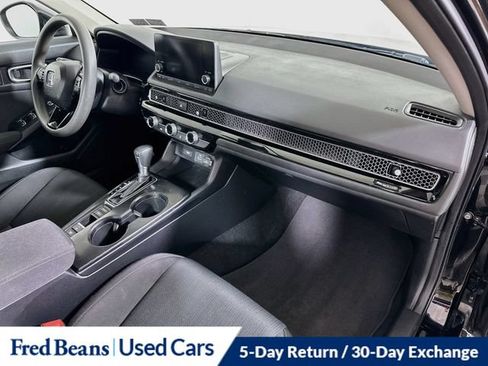 Used 2023 Honda Civic LX image 31