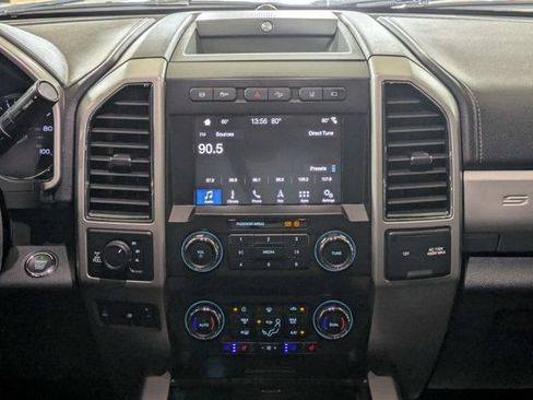 Used 2019 Ford F250 Lariat w/ Lariat Ultimate Package AWD/4WD image 18