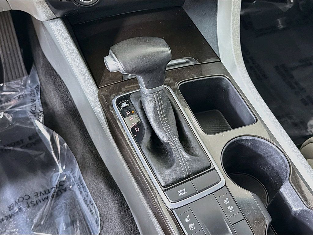 Used 2018 Kia Optima EX w/ Premium Package FWD image 33
