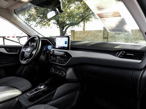 Used 2022 Ford Escape SE w/ Convenience Package image 23