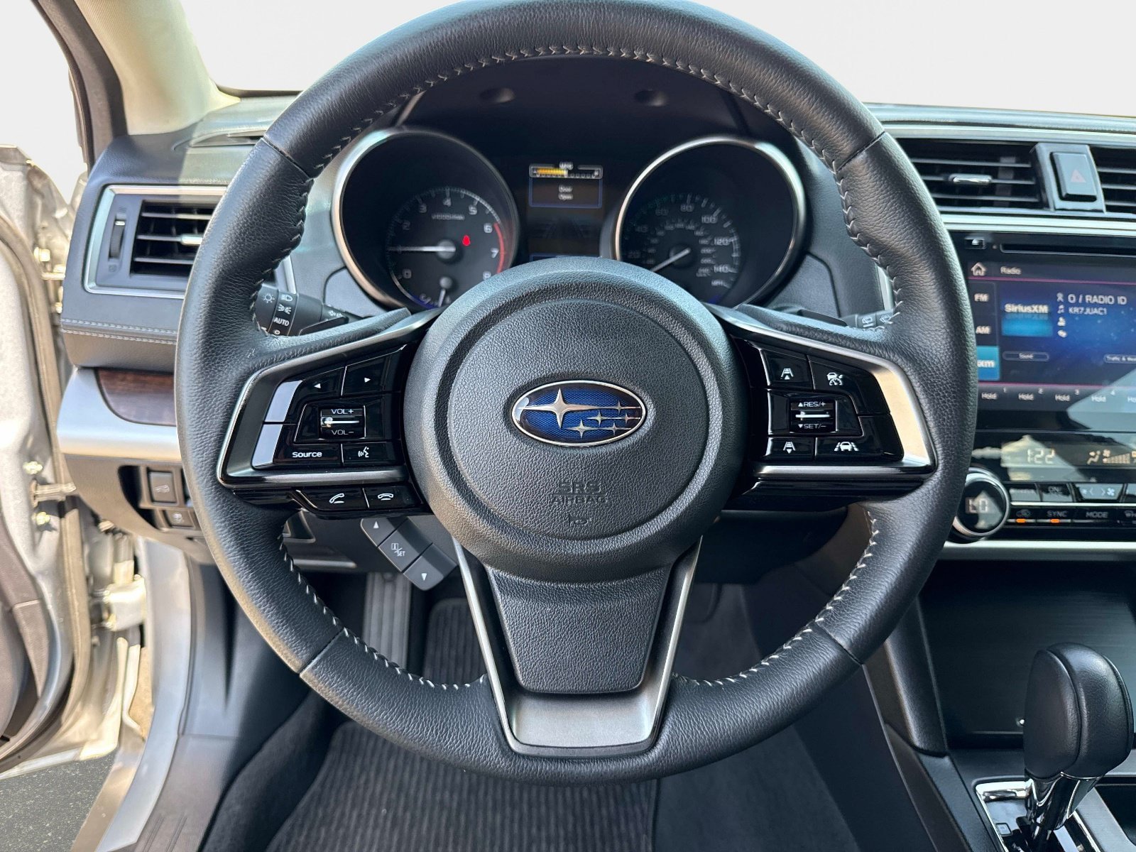 Used 2019 Subaru Outback 2.5i Limited AWD/4WD image 28
