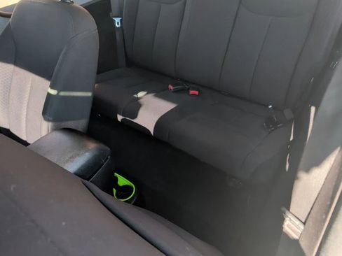 Used 2018 Jeep Wrangler Sport AWD/4WD image 22