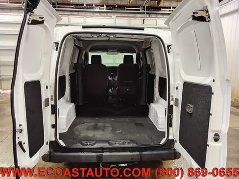 Used 2021 Nissan NV200 S FWD image 16