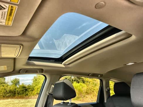 Used 2025 Honda CR-V EX image 32