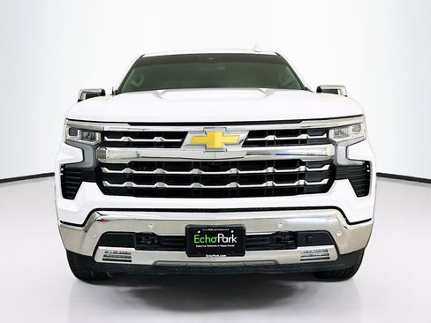 Used 2025 Chevrolet Silverado 1500 LTZ image 2