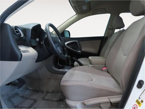 Used 2008 Toyota RAV4 2WD V6 image 9