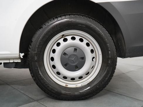 Used 2023 Mercedes-Benz Metris image 24