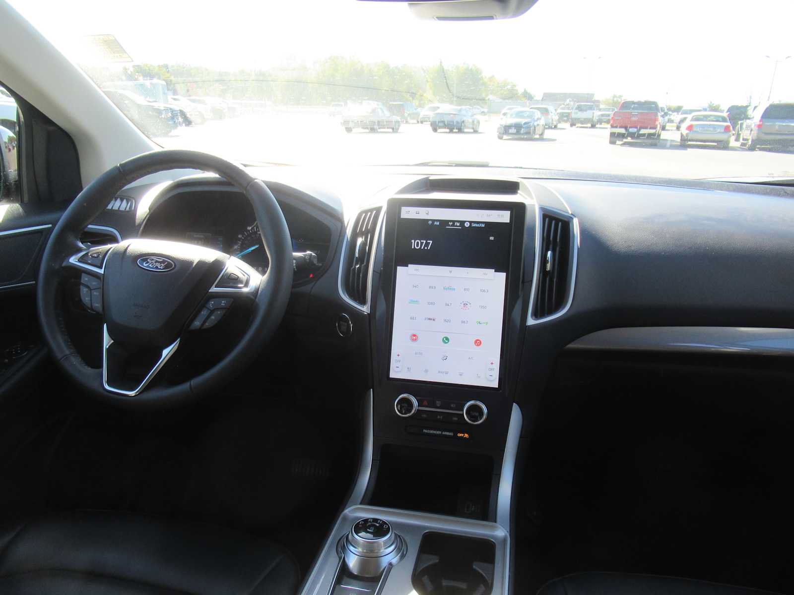 Certified 2024 Ford Edge SEL w/ Convenience Package AWD/4WD image 18
