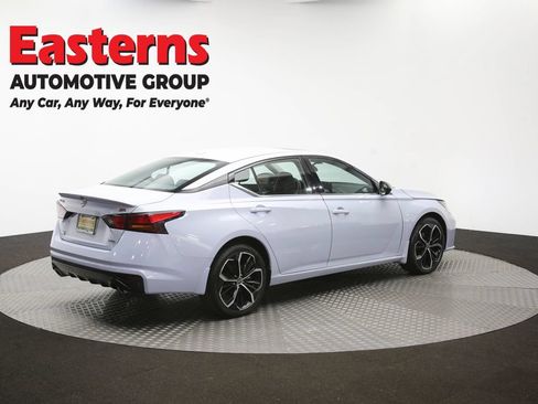 Used 2023 Nissan Altima 2.5 SR AWD/4WD image 42