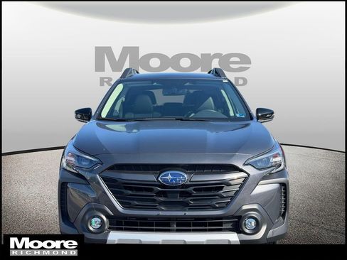 Used 2025 Subaru Outback Limited AWD/4WD image 8