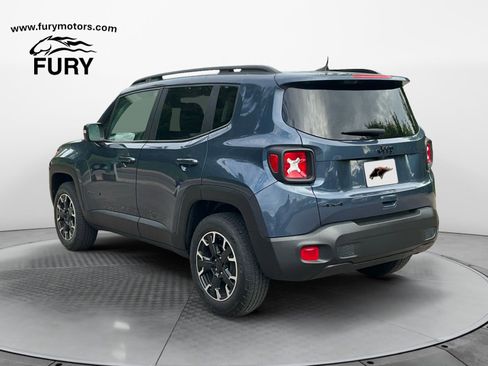 Used 2023 Jeep Renegade Latitude AWD/4WD image 5