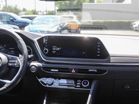Used 2022 Hyundai Sonata Limited FWD image 17