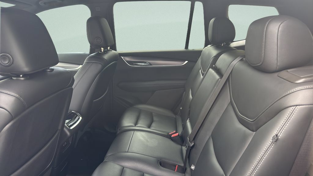 Used 2021 Cadillac XT6 Luxury FWD image 27