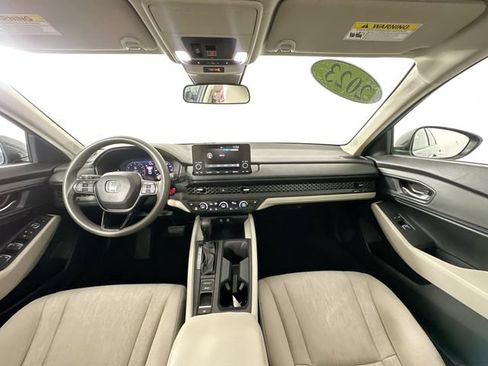 Used 2023 Honda Accord EX image 3