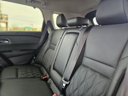 New 2026 Nissan Rogue Platinum w/ Platinum Premium Package AWD/4WD image 28
