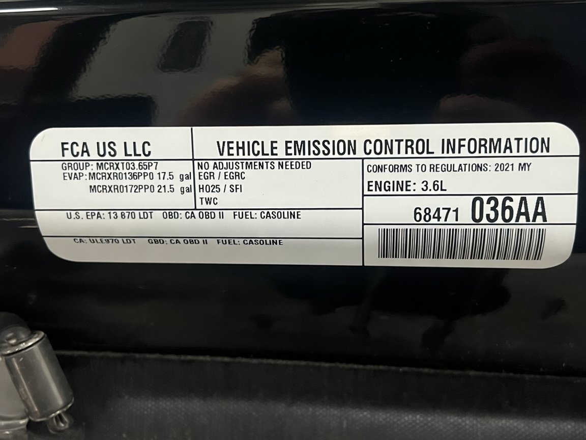 Used 2021 Jeep Wrangler Unlimited Sahara AWD/4WD image 22