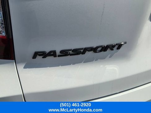 Used 2024 Honda Passport Black Edition image 10