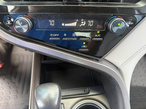 Used 2023 Toyota Camry SE w/ Convenience Package FWD image 25