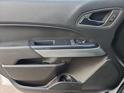 Used 2022 Chevrolet Colorado LT w/ Fleet Safety Package image 26