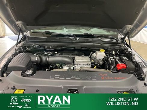 Used 2024 RAM 1500 Laramie AWD/4WD image 12