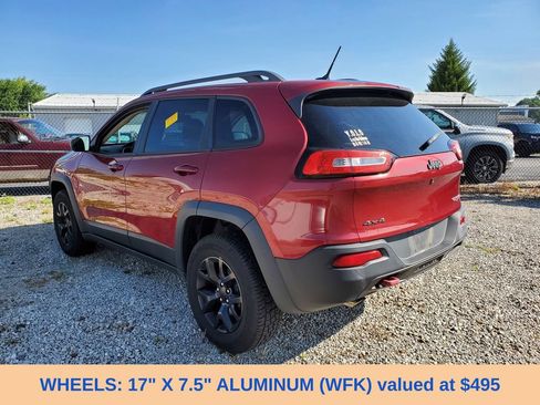Used 2015 Jeep Cherokee Trailhawk w/ Cold Weather Group AWD/4WD image 3