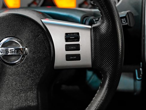 Used 2015 Nissan Xterra PRO-4X AWD/4WD image 16