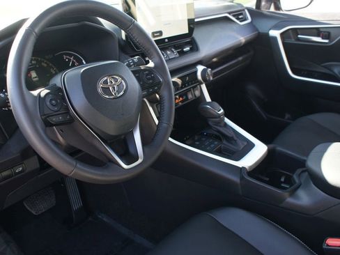 Used 2025 Toyota RAV4 XLE Premium image 14