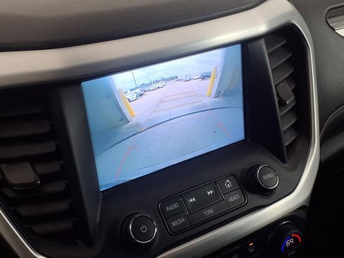 Used 2019 GMC Acadia SLT w/ LPO, Floor Liner Package FWD image 19