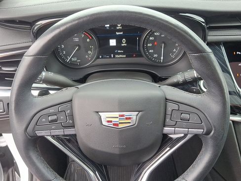 Certified 2023 Cadillac XT6 Premium Luxury w/ Technology Package image 13