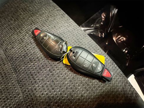 Used 2017 RAM 1500 Big Horn image 35