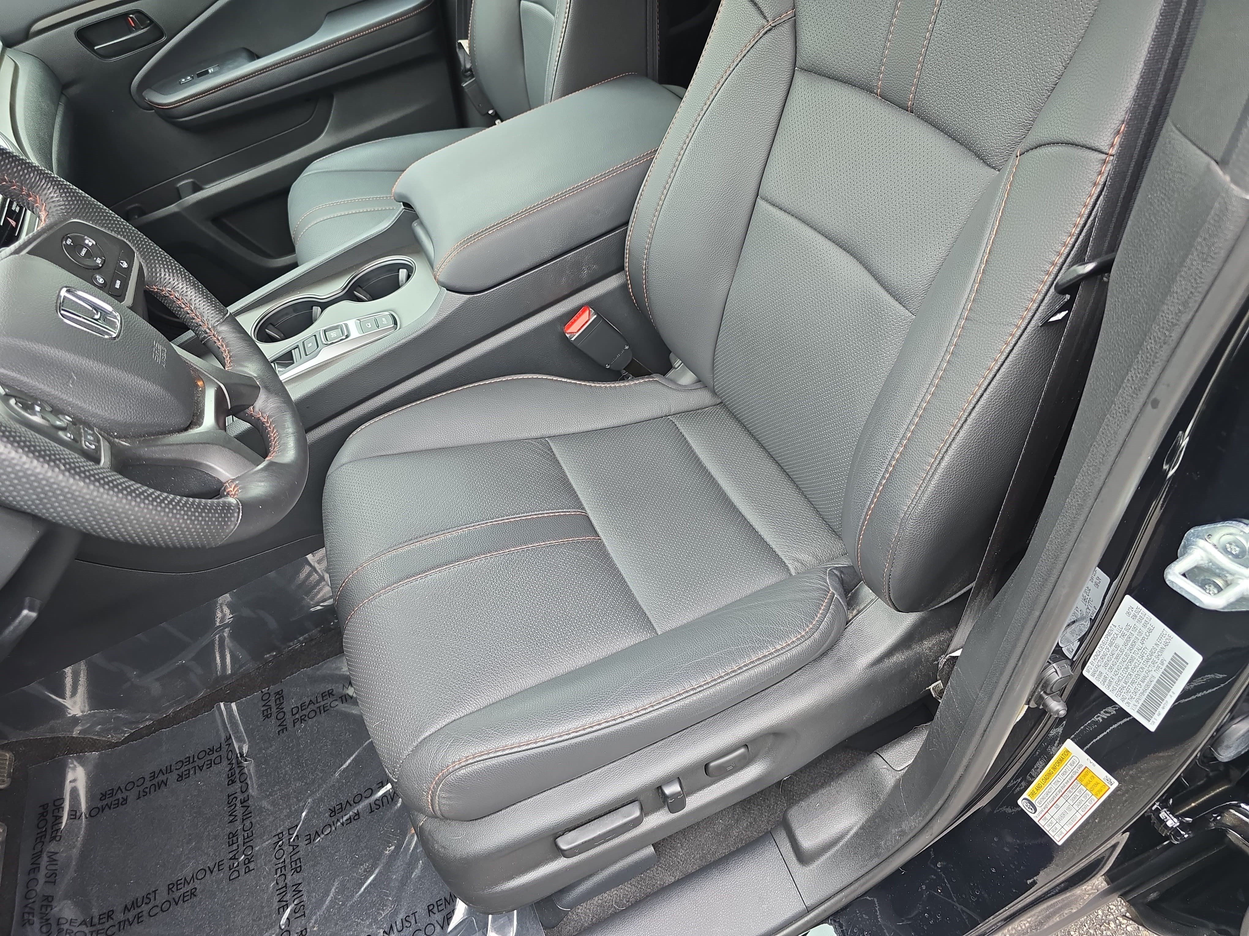Certified 2025 Honda Passport TrailSport image 15