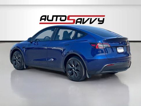 Used 2024 Tesla Model Y Long Range AWD/4WD image 5