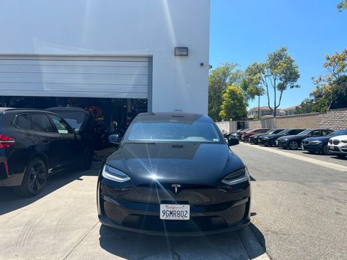 Used 2023 Tesla Model X Plaid AWD/4WD image 2