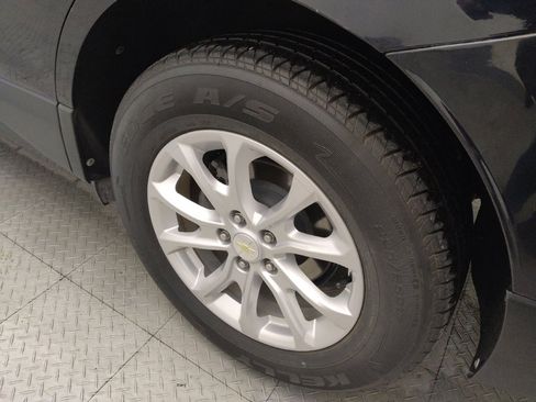 Used 2020 Chevrolet Equinox LS w/ LPO, Chrome Package FWD image 31