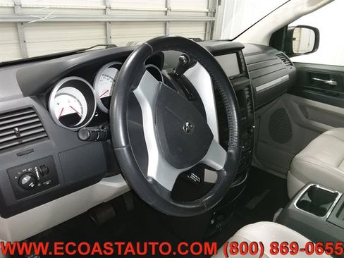 Used 2008 Dodge Grand Caravan SXT image 11