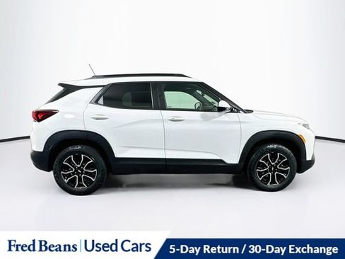 Used 2023 Chevrolet TrailBlazer ACTIV w/ Sun and Liftgate Package AWD/4WD image 12