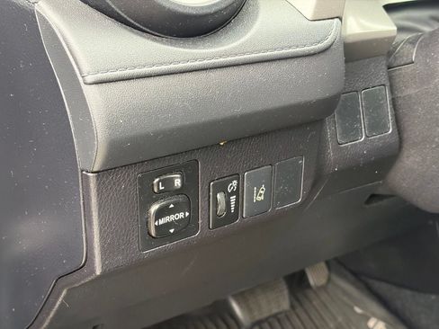Used 2018 Toyota RAV4 LE w/ All Weather Liner Package FWD image 6