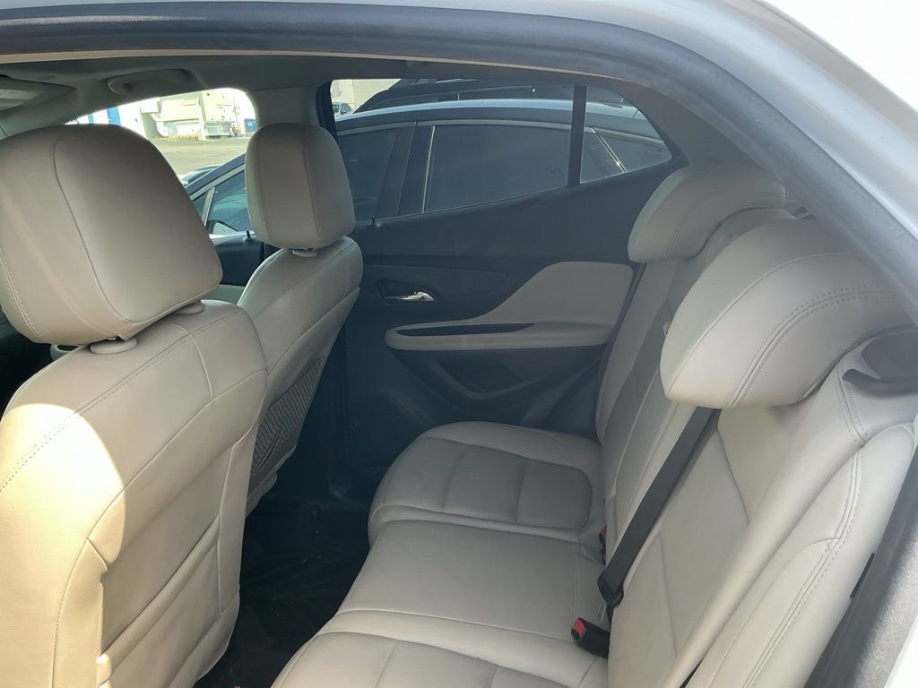 Used 2018 Buick Encore Essence w/ Experience Buick Package FWD image 10