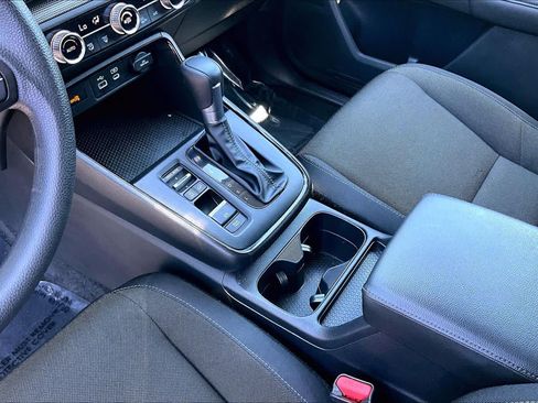 Used 2025 Honda CR-V EX image 17