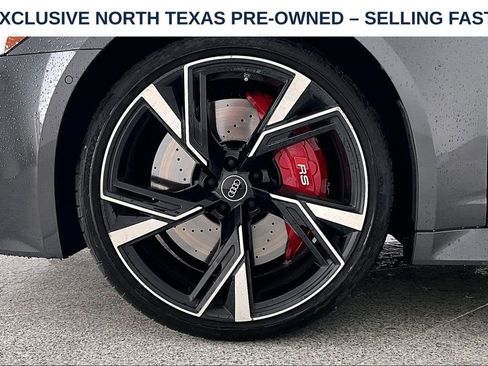 Used 2022 Audi RS 6 w/ Executive Package AWD/4WD image 12