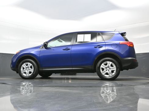 Used 2015 Toyota RAV4 LE AWD/4WD image 24