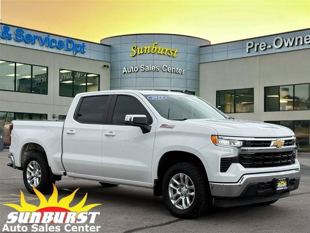 Used 2023 Chevrolet Silverado 1500 LT w/ Z71 Off-Road Package AWD/4WD image 1