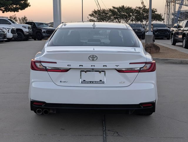 Used 2025 Toyota Camry SE FWD image 7