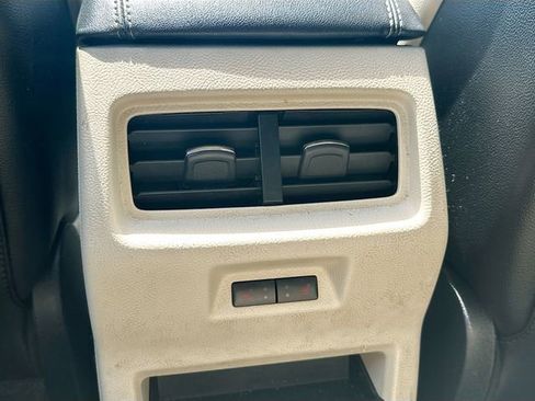 Used 2017 Ford Edge Titanium w/ Equipment Group 301A FWD image 27